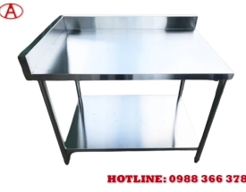  Industrial stainless steel tables
