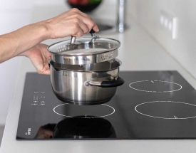 Dùng bếp từ 1 tháng hết bao nhiêu tiền điện?
