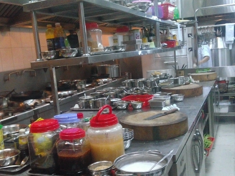 Nhà hàng Thuyền Trăng Quán - Bạc Liêu