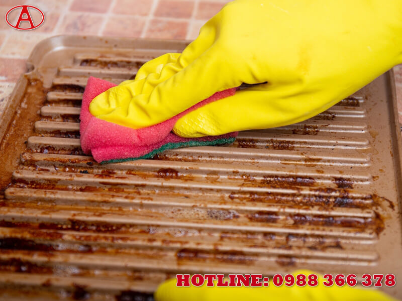 How to clean the head of a house with your hands is very effective